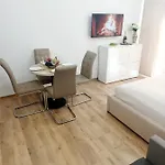 Ajp Gold Dabie Апартаменти